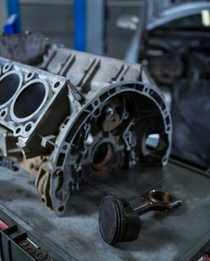 Automobile & Auto Components